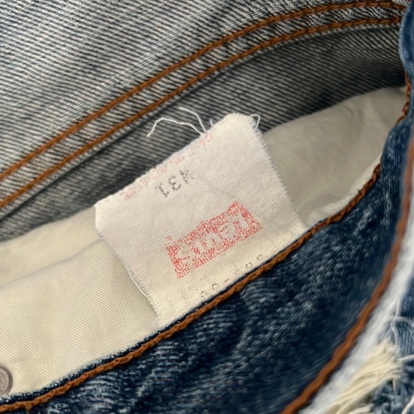 Womens 503 Levi Shorts - Picture 3 of 4